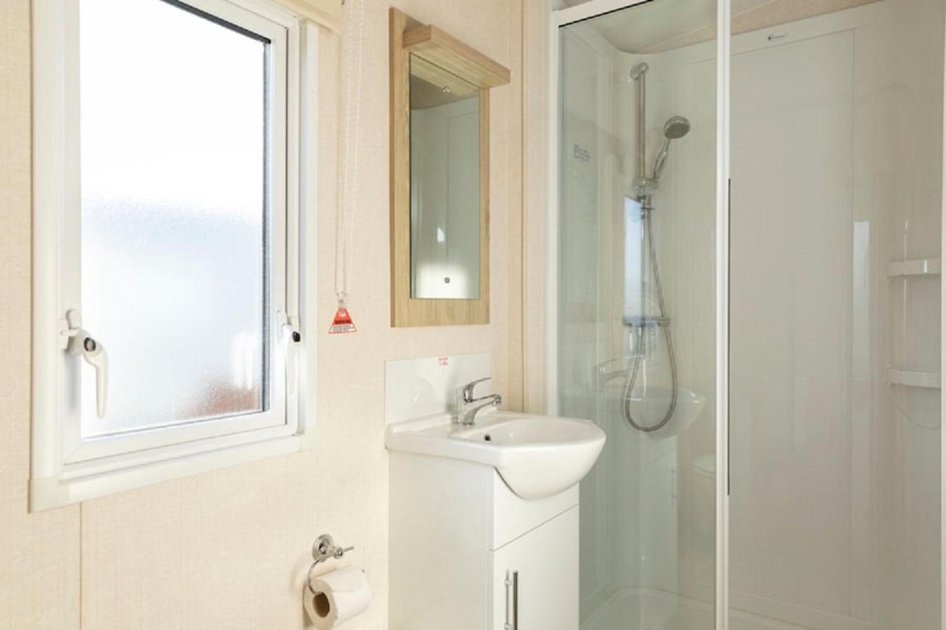 Pentire Coastal Holiday Park Bude Bilik gambar